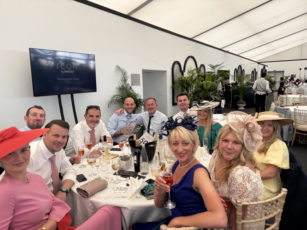 Ascot Exclusive Utilize